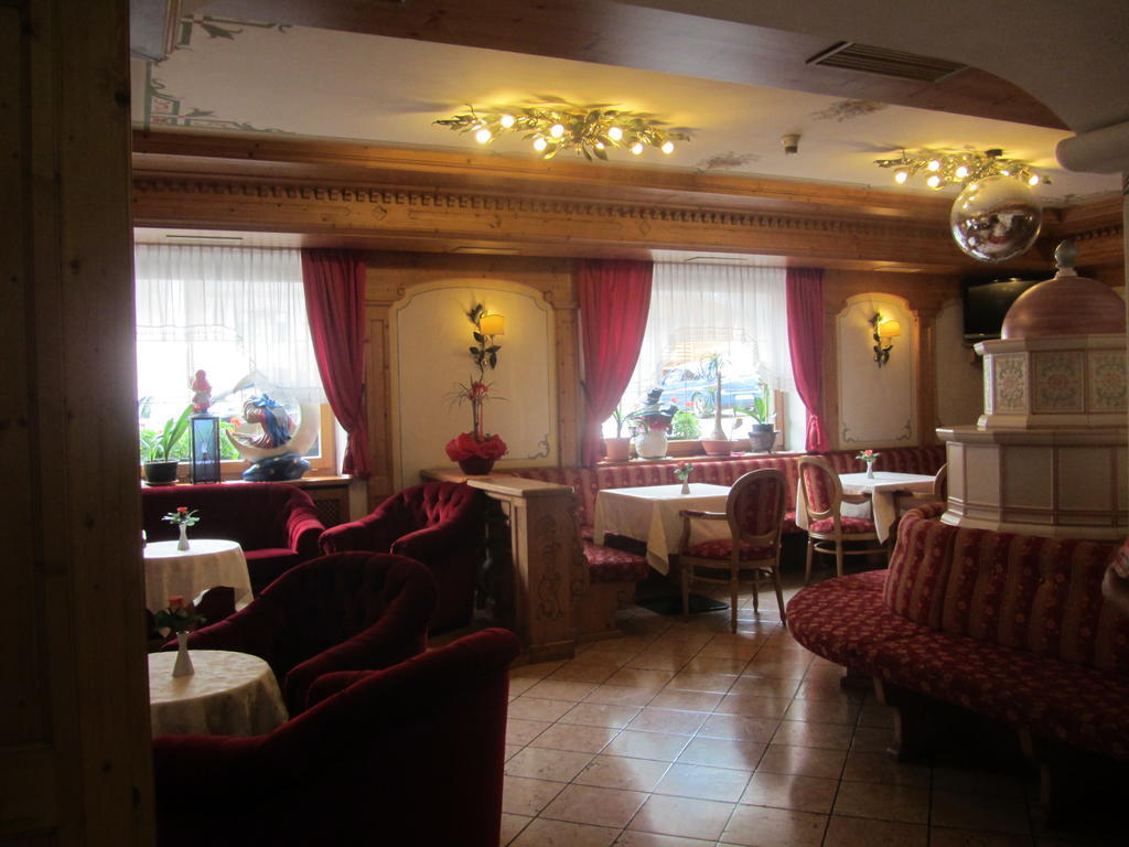 Park Hotel Aurora Pozza di Fassa Esterno foto