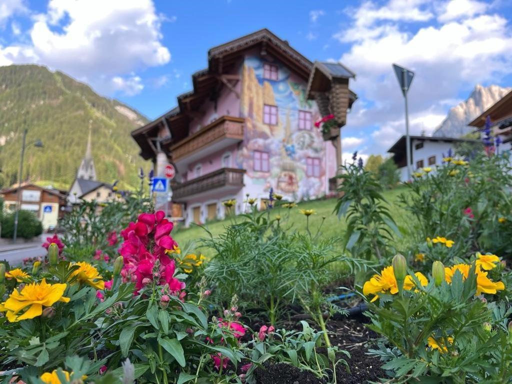 Park Hotel Aurora Pozza di Fassa Esterno foto