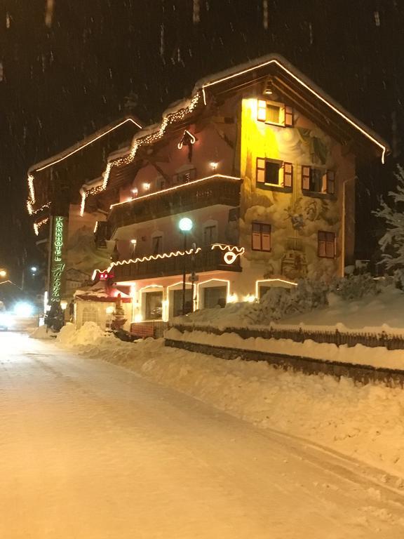 Park Hotel Aurora Pozza di Fassa Esterno foto