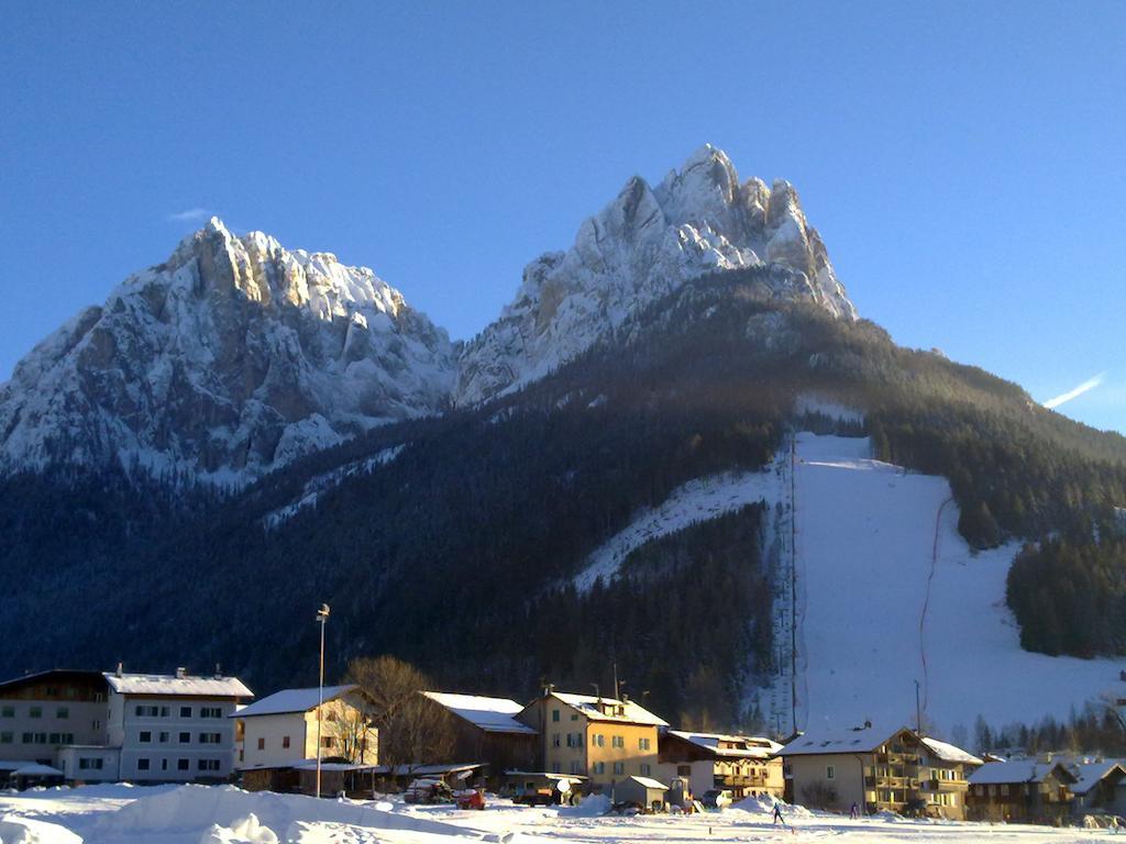 Park Hotel Aurora Pozza di Fassa Esterno foto