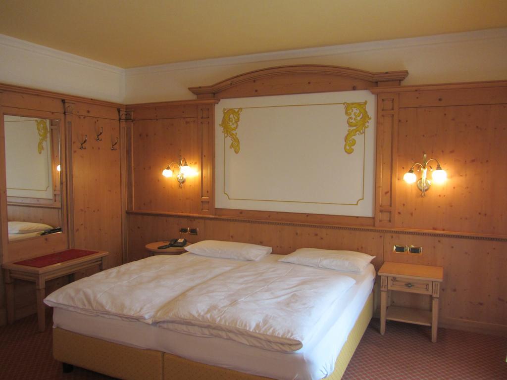 Park Hotel Aurora Pozza di Fassa Camera foto